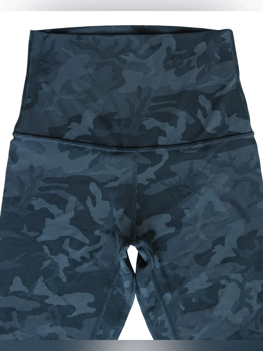 Lululemon Athletica Camo Align Super High Rise Short 10